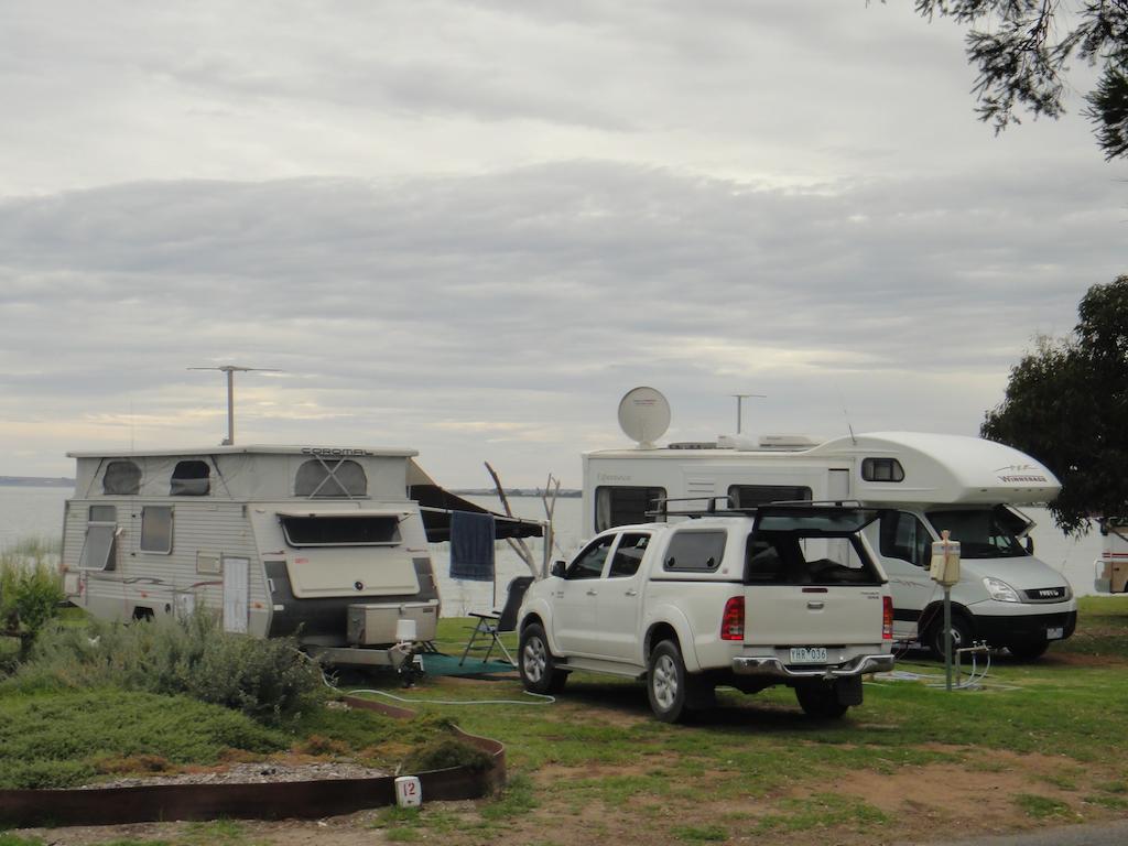 ホテル Lake Albert Caravan Park Meningie エクステリア 写真