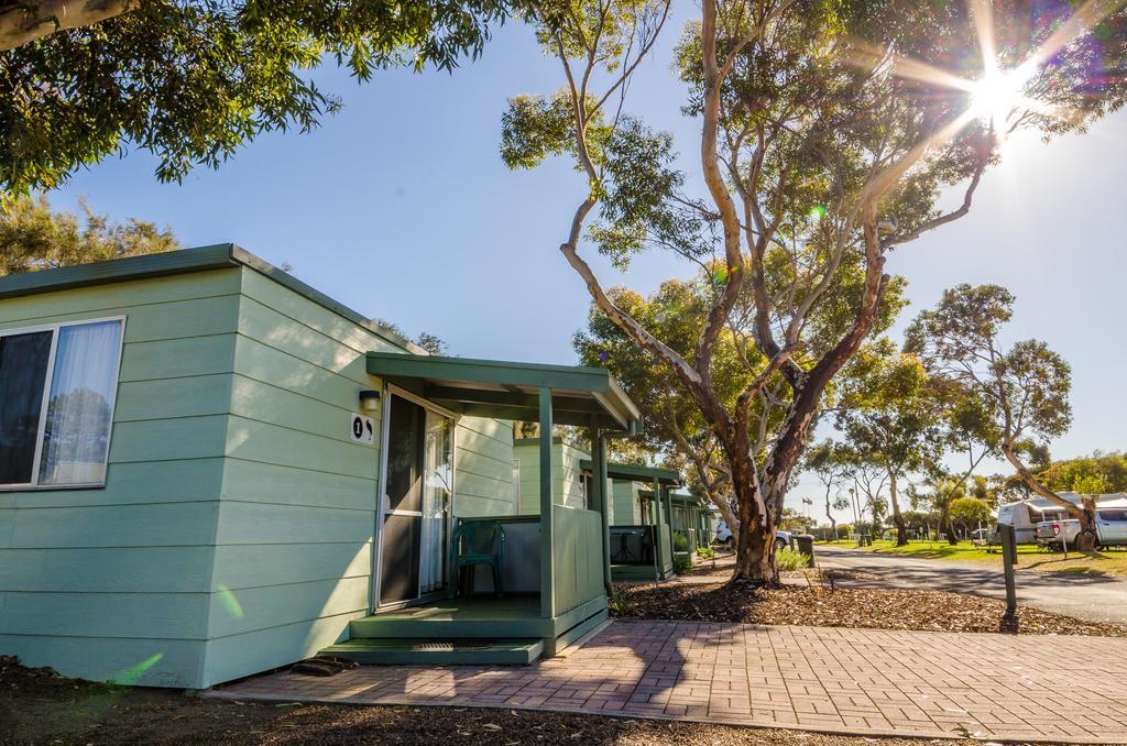 ホテル Lake Albert Caravan Park Meningie エクステリア 写真